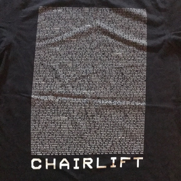 T-Shirt - Picture 4 of 4